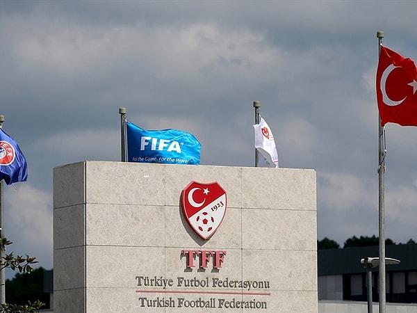 TFF, 2014-2015 sezonunda Türk futboluna unutulmaz katkılarda bulunan futbol insanlarının anısına Süper Lig'e isim verilmesi uygulamasını başlatmıştı.