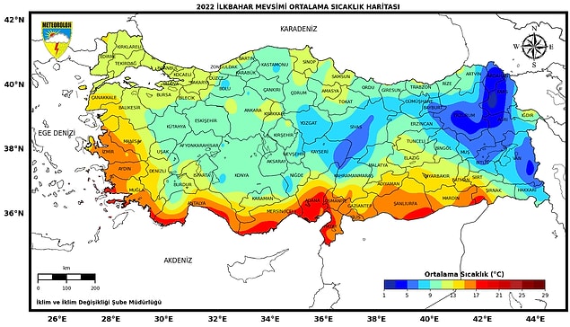 Avec la température moyenne d'il y a 40 à 50 millions d'années, on peut comprendre que l'Antarctique dans la plupart des villes de Turquie était encore plus élevée que les valeurs de température moyenne de la carte des températures moyennes du printemps de 2022.