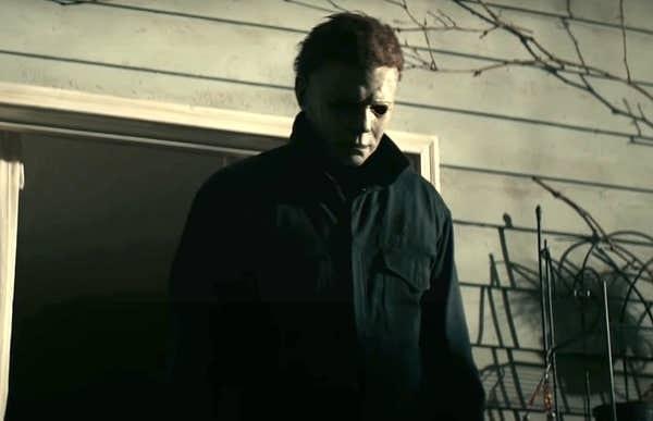 1. 'Halloween' film serisini çoğunuz biliyorsunuzdur. Tüm karakterleri çıkmaza sokan Michael Myers karakterine de az buz aşinasınızdır.