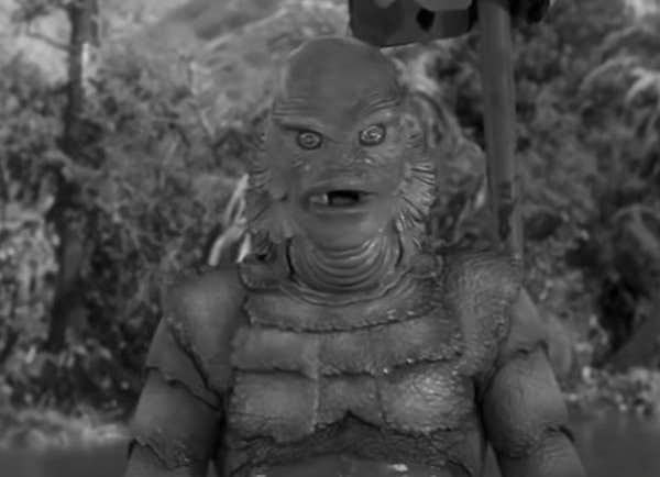 11. 1954 yapımı 'Kara Gölün Canavarı' filmindeki Gillman eski yapıtlarda görülmüş en korkunç karakterlerden biri. Görünüşü ve sesiyle adeta bir klasik haline gelmiştir.
