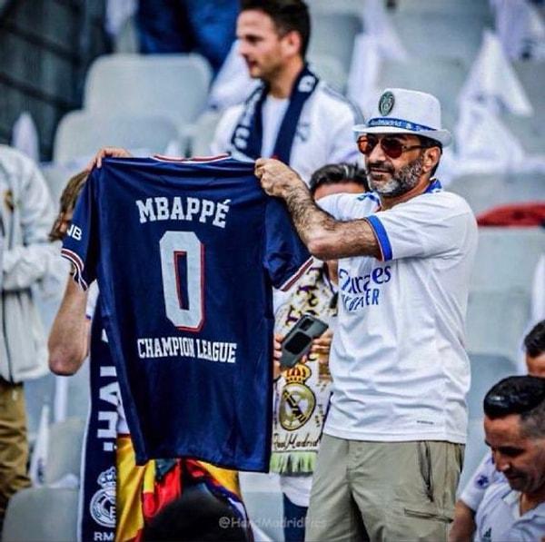 PSG'de kalmayı tercih eden Kylian Mbappe'yi Real Madrid taraftarı unutmadı.