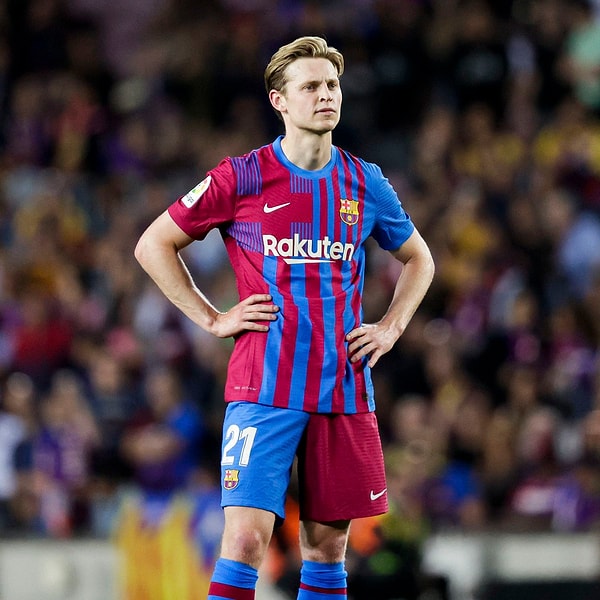 15. Chelsea, Frenkie de Jong için transfer ücreti konusunda Barcelona ile anlaşmaya yakın. (SkySport)