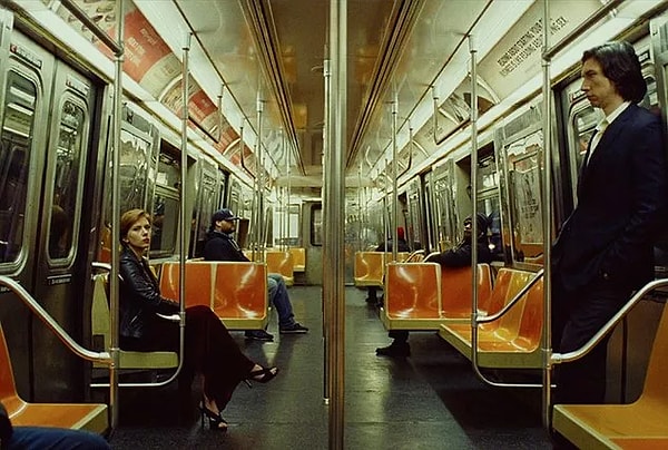 Karşı taraf ile konuşup doğru anlaşılabilmek için çok fazla kelime sarf edince bu sefer de kişi, ilişkide yeri yokmuş gibi hisseder. Eğer kendimizi iyi ifade edersek o zaman karşı tarafından bizden etkileneceğini düşünürüz.