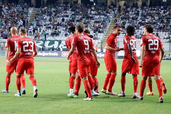 Konyaspor, 1-1'in rövanşında Vaduz'a 4-2 yenilerek UEFA Avrupa Konferans Ligi'ne 3. ön eleme turunda veda etti.