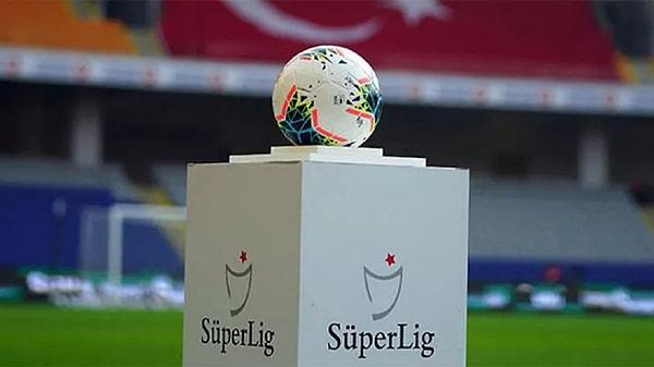Süper Lig 2022-2023 sezonu geçtiğimiz hafta başladı. Futbolseverlerin heyecanla takip ettiği maçlar şimdiden sezonu hareketlendirmeye başladı.