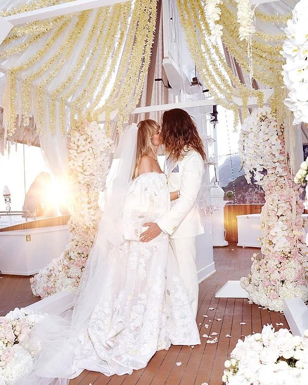 Klum ve Kaulitz Ağustos 2019'da İtalya'nın Capri kentinde yıldız isimlerle dolu bir düğünle evlenmişlerdi.