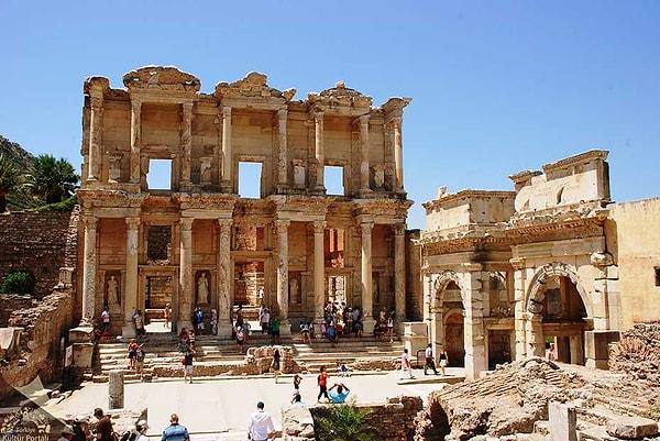 4. Kolay bir soruyla devam edelim. Efes Antik Kenti hangi şehrimizde yer almaktadır?