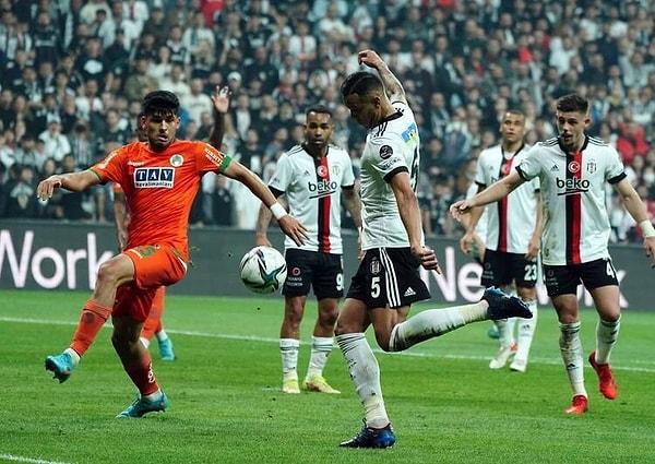Süper Lig'in 2. haftasında Beşiktaş, Alanyaspor'a konuk olacak.