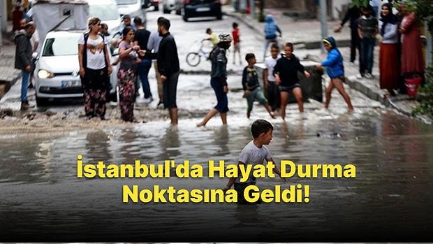 İstanbul Sele Teslim... Şehri Etkisi Altına Alan Sağanak Yağış Sonrası Kaydedilen Sel Manzaraları