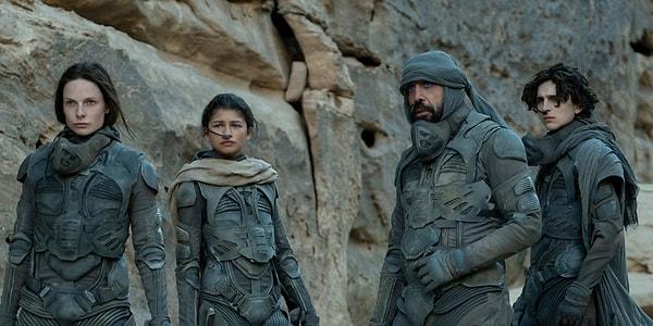 'Dune' filmi kaliteli oyuncu kadrosuyla 2021'in Ekim ayında aksiyon ve bilim kurgu hayranlarıyla buluşmuştu.