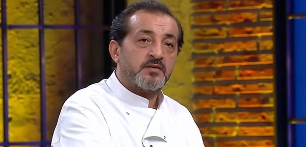 48 yaşındaki Mehmet Yalçınkaya, MasterChef'te milyonlarca insan tarafından beğeni ile takip ediliyor.