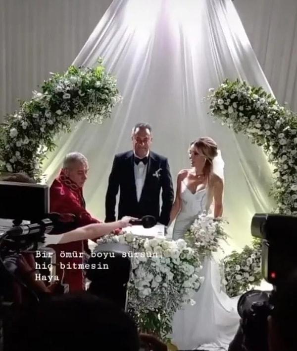 Çift bugün ise Beşiktaş'ta bir otelde özel bir davetle nikah masasına oturarak bir ömür boyu mutluluğa evet dedi.