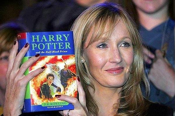 9. Harry Potter - J.K. Rowlings