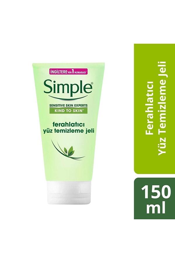 9. Simple Kind to Skin Hassas Ciltlere Uygun Vitamin E & B5 İçeren Ferahlatıcı Yüz Temizleme Jeli