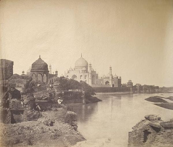 6. Taj Mahal'in en eski fotoğrafı: