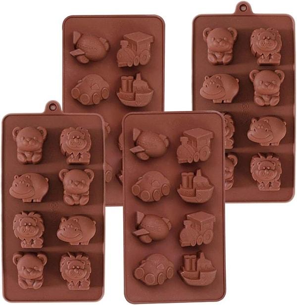 21. Şekilli silikon kalıplarla ister kurabiye ister çikolata yapın!