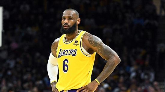 LeBron James, Los Angeles Lakers ile Sözleşmesini 2 Yıl Daha Uzattı!