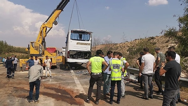 Ambulanstaki 6 kişi yaralanmıştı