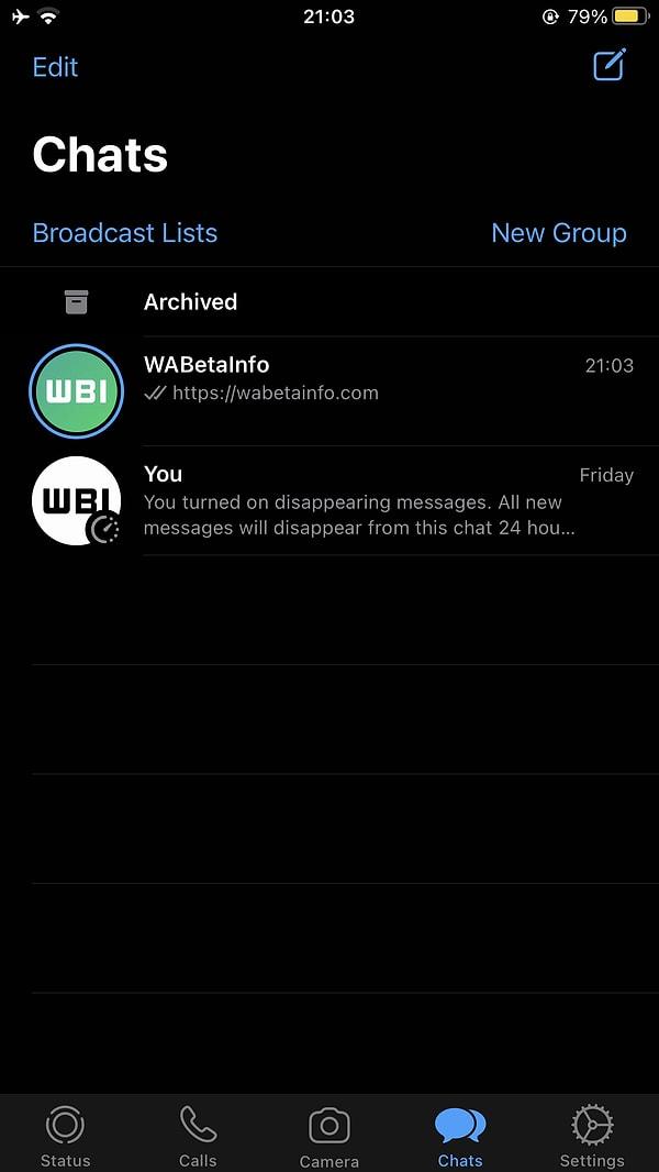 WABetaInfo tarafından paylaşılan yeni ekran görüntüsüne göre Durum özelliği Sohbetler ekranında sergilenmeye başlayacak.