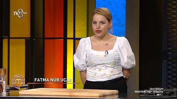 MasterChef Türkiye, sık sık yarışmacılarıyla da sosyal medyada gündem olmayı başardı kuşkusuz. Onlardan biri de hem seyirciyle hem de diğer yarışmacılarla enerjisi bir türlü tutmayan Fatma Nur.