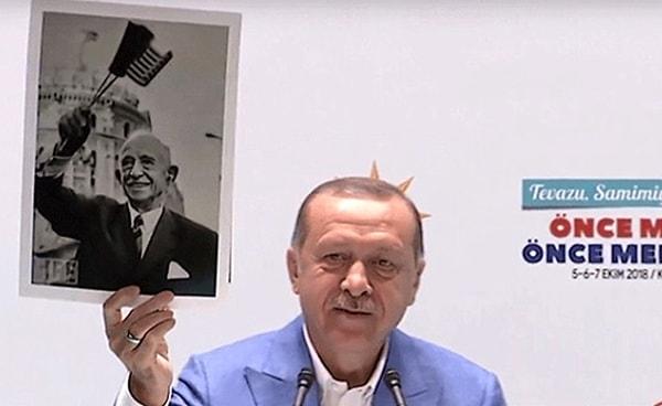 Erdoğan da bu siyasilerden. Özellikle seçim dönemlerinde İsmet Paşa'ya yaptığı eleştirilere şahit oluyoruz.