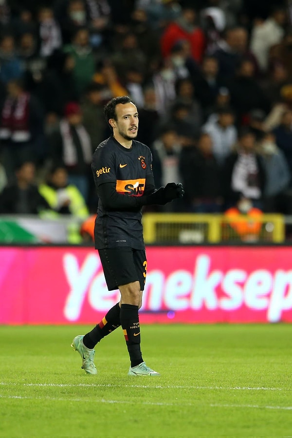 13 yaşında Florya'ya adım atan Babacan, Galatasaray ile 7 resmi maça çıkabildi.