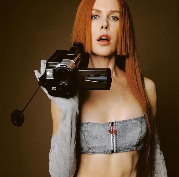 В настоящее время у экранной звезды есть ряд проектов, в том числе предстоящий сиквел "Аквамена", в котором она снова будет сниматься с Джейсоном Момоа. Съемки проекта завершились, и он должен выйти в прокат в 2023 году.