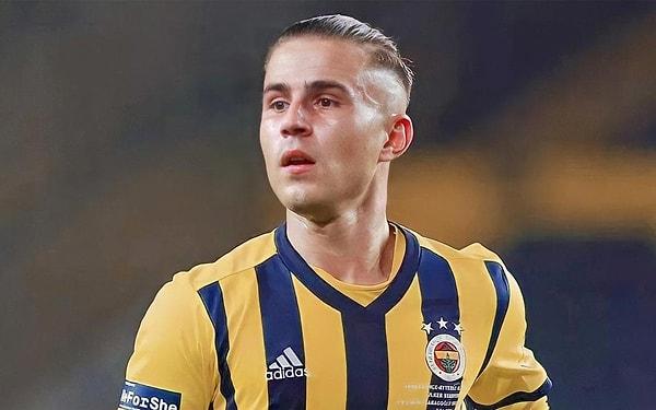 14. Fenerbahçe, Pelkas transferi için Hull City ile prensipte anlaştı.