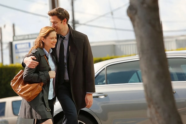 Romantik ilişkilerde iki kişi arasındaki benzerlik birlikte olma şansını artıyor. Ortak değerlere ve zevklere sahip olmak birini çekici yapan etkenlerden.