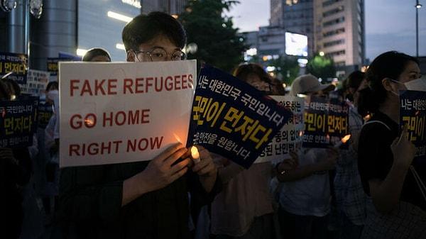 Örneğin Güney Kore, 1992 yılından itibaren toplamda 12 binin üzerinde mülteci başvurusu almış ve bunların sadece 522’sini kabul etmiş. 2018 yılında Yemen’deki iç savaştan kaçan mültecilere geçici ev sahipliği yapmaları da gündeme gelmişti.