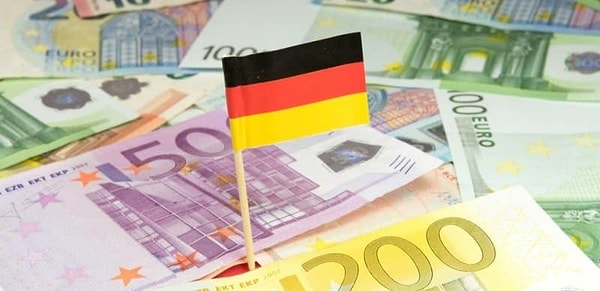 1. Almanya 3,49 trilyon Euro gayri hasılasıyla Avrupa'nın en büyük ekonomisidir.