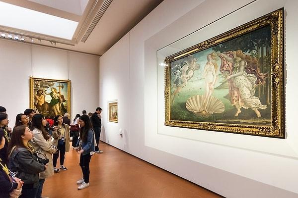10. Sandro Botticelli - The Birth of Venus (1483-1485)