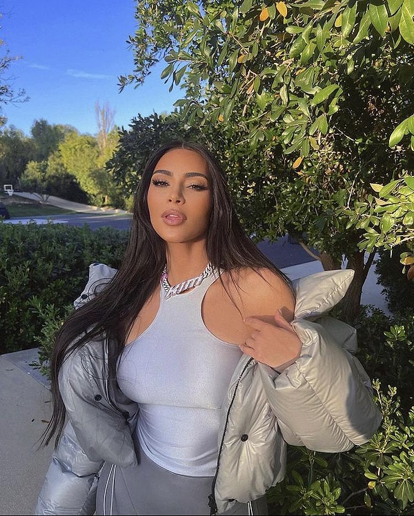 8. Канье Уэст запретил Ким Кардашян снова делать пластическую операцию.