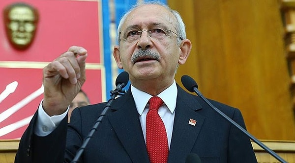 Kemal Kılıçdaroğlu, geçen yıl TÜİK ziyareti ile başladığı ekonomi hamlelerinde KYK borçlarına varana kadar bir dizi eylem ve söylemlerde bulunmuştu. Hükümet kanadından bunların ardından gelen kararlar ve açıklamalar da dikkat çekmişti.