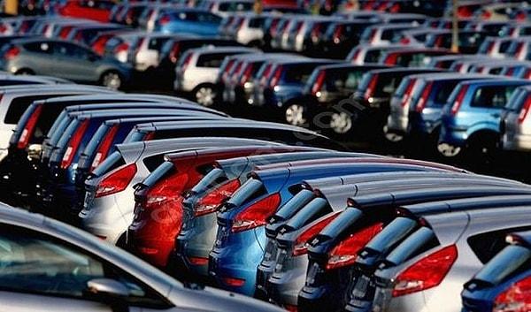 Araç fiyatlarının yükselmeye devam etmesiyle Türkiye'de araç satışları son 3 yılda yüzde 41 oranda azaldı.