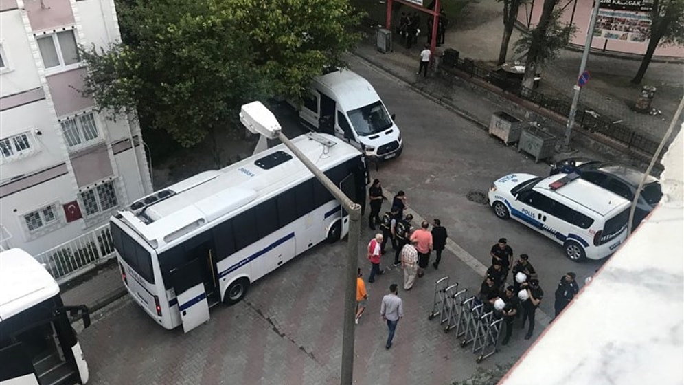 Tozkoparan'da Neler Oluyor? Basına ve Vatandaşlara Engel!