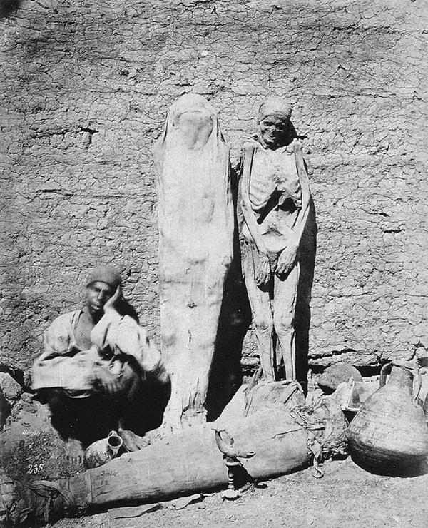 7. Mısırlı mumya satıcısı - 1875: