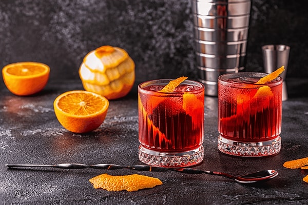 3. Büyüleyici rengiyle Negroni'nin ana vatanı neresi olabilir?