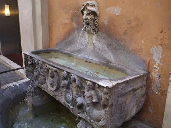 3. Antik Roma'da gargara olarak idrar kullanırmış.