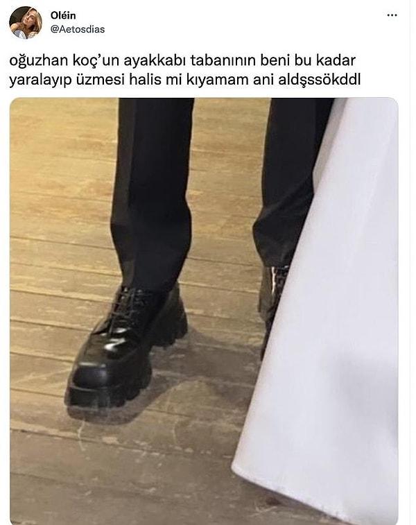 Bir de tabii Oğuzhan Koç'un platform topuklu damat ayakkabıları vardı ki, en az Demet Özdemir'in gelinliği kadar konuşuldu.