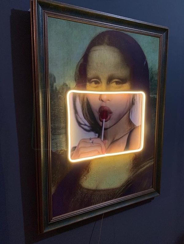 8. Mona lisa neon ledli tablolar çok moda.