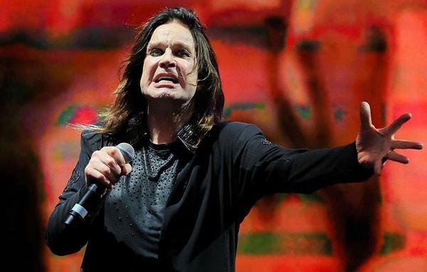 Osbourne ve Black Sabbath grubunun üyelerinden Geezer Butler, verdikleri demeçte grup üyelerinin uyuşturucu kullanmaya Los Angeles'ta, 4. albümlerini yaptıkları sırada başladığını söylüyor.