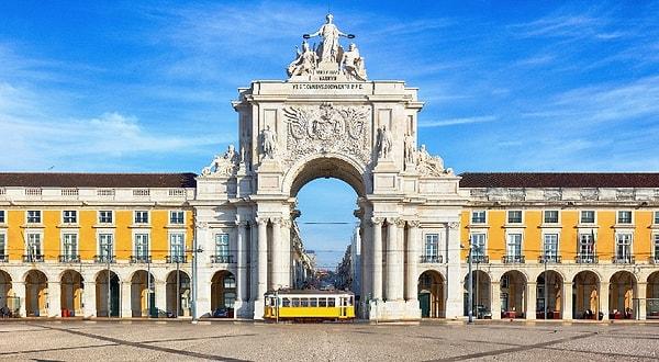 Portekiz Golden Vize tüm Avrupa Birliği ülkeleri arasında en avantajlı oturma izni programıdır.
