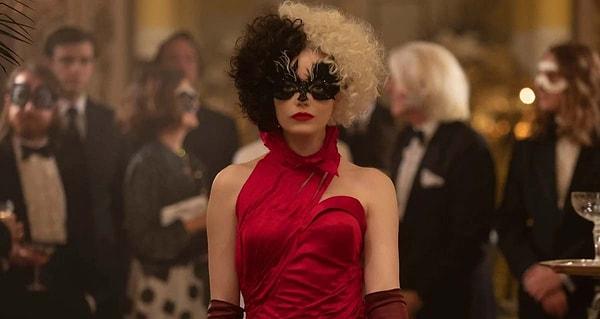 3. Söylentiye göre, Emma Stone'un başrolünde yer aldığı Cruella devam filminin müzikal olması ve filmin kötüsünü Taylor Swift'in canlandırması planlanıyor.