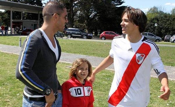 River Plate altyapısında oynamaya başladığında 13 yaşındaydı ve babasını kızdıracak bir şey yaptı.