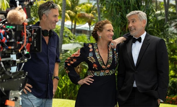 Персонажи носят их настоящие имена