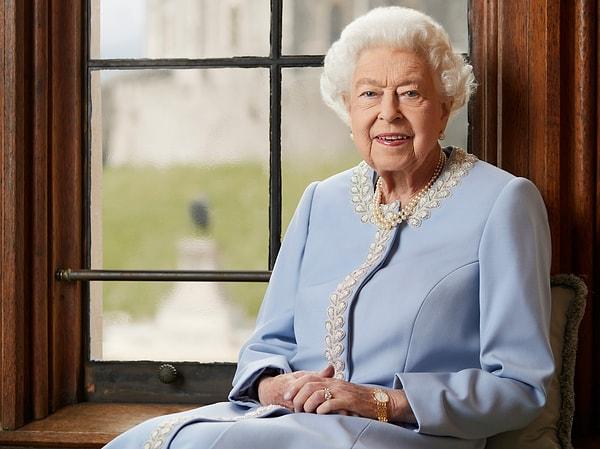 Dün akşam İngiltere'nin en uzun süre tahtta kalan hükümdarı Kraliçe II Elizabeth, 96 yaşında hayatını kaybetti.