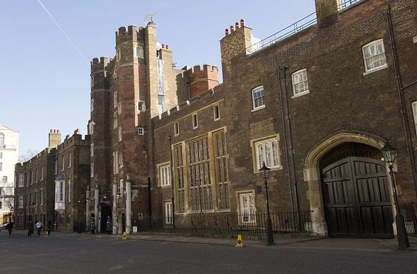 Yarın, Katılım Konseyi, Charles'ı yeni kral olarak resmen ilan etmek için Londra'daki St James Sarayı'nda toplanacak.