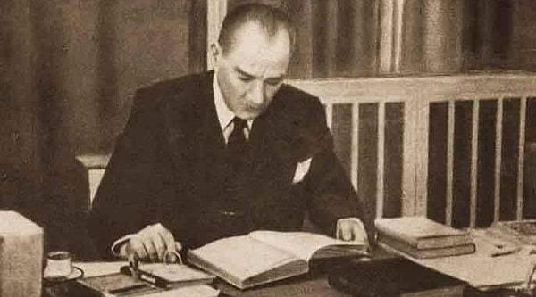 10. Atatürk hayatı boyunca 5 kitap yazmıştır.