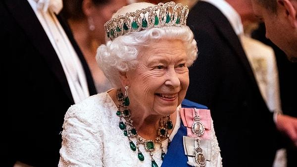 70 yıl hüküm süren Kraliçe II. Elizabeth'in vefatının ardından tahtın yeni sahibi Prens Charles oldu.
